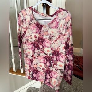 Soft Surroundings Pink and White Floral Long Sleeve Top
